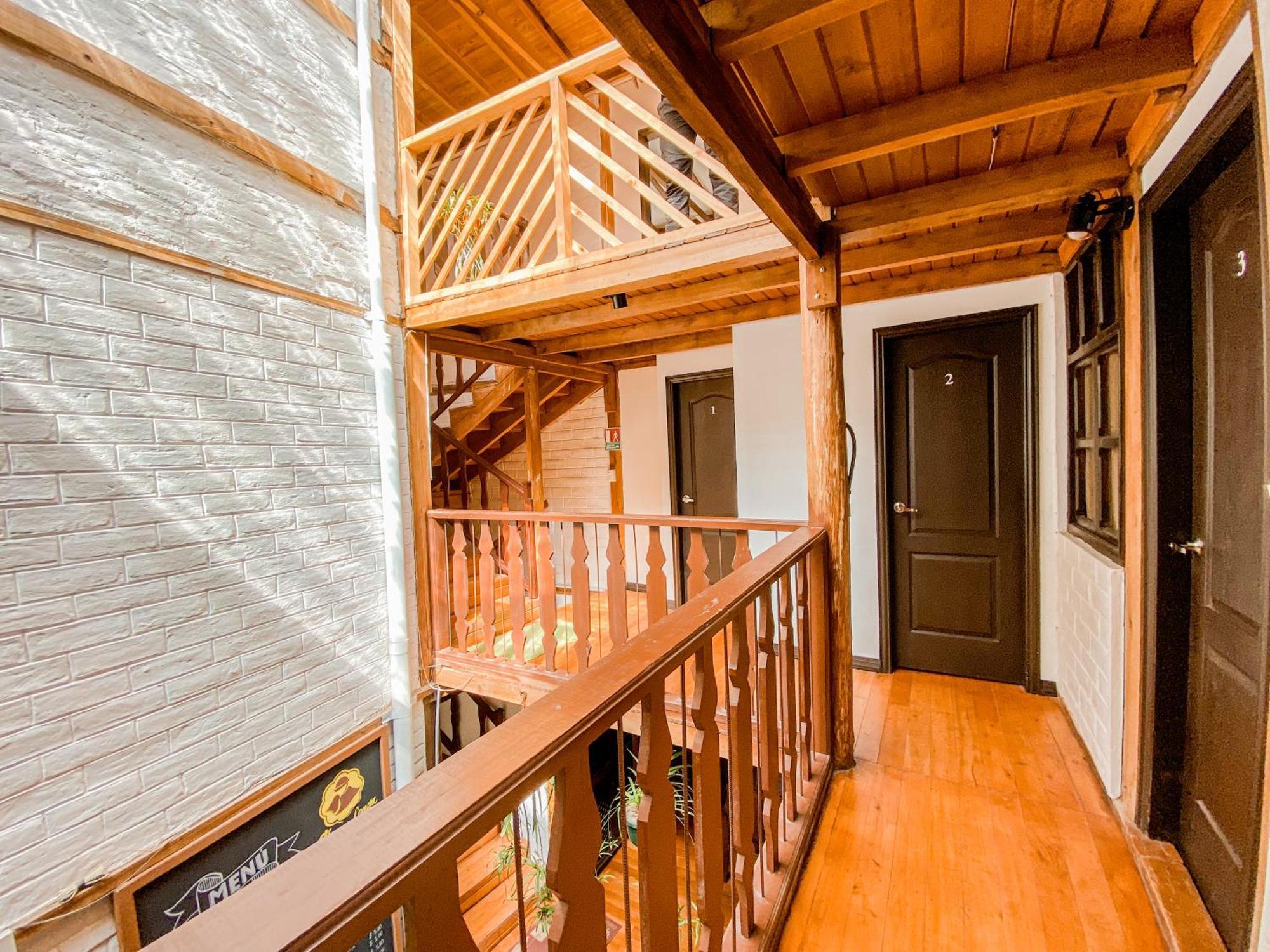 Chuza Longa Home Guamote Екстер'єр фото