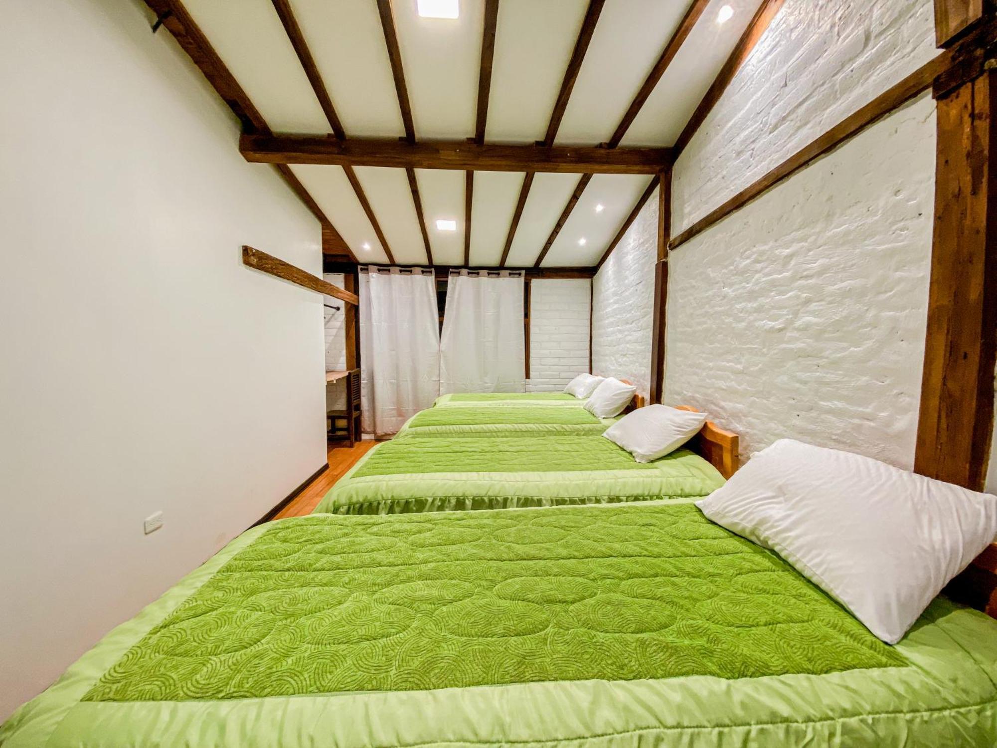 Chuza Longa Home Guamote Екстер'єр фото
