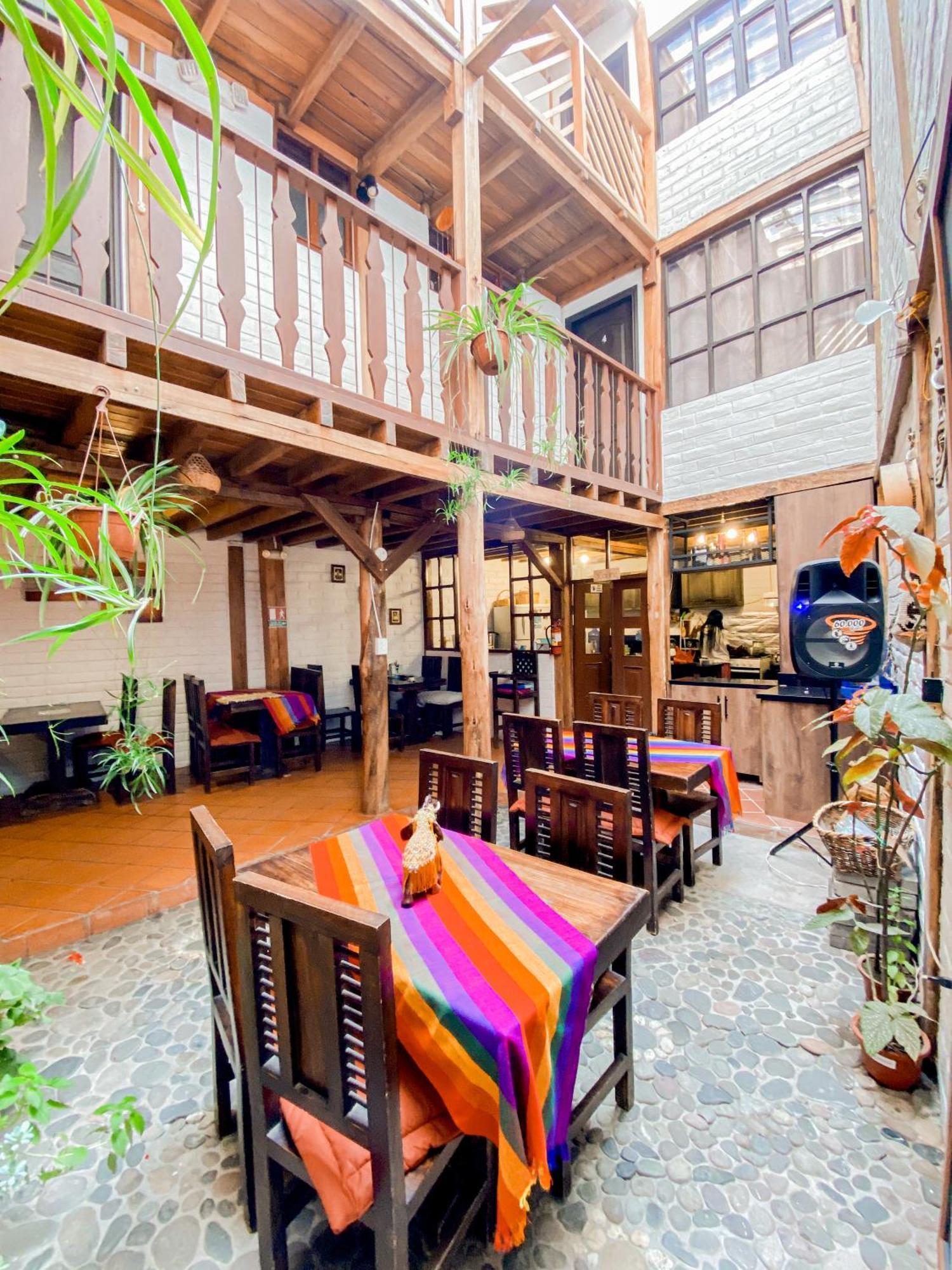 Chuza Longa Home Guamote Екстер'єр фото
